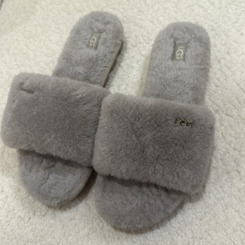 Ugg slippers